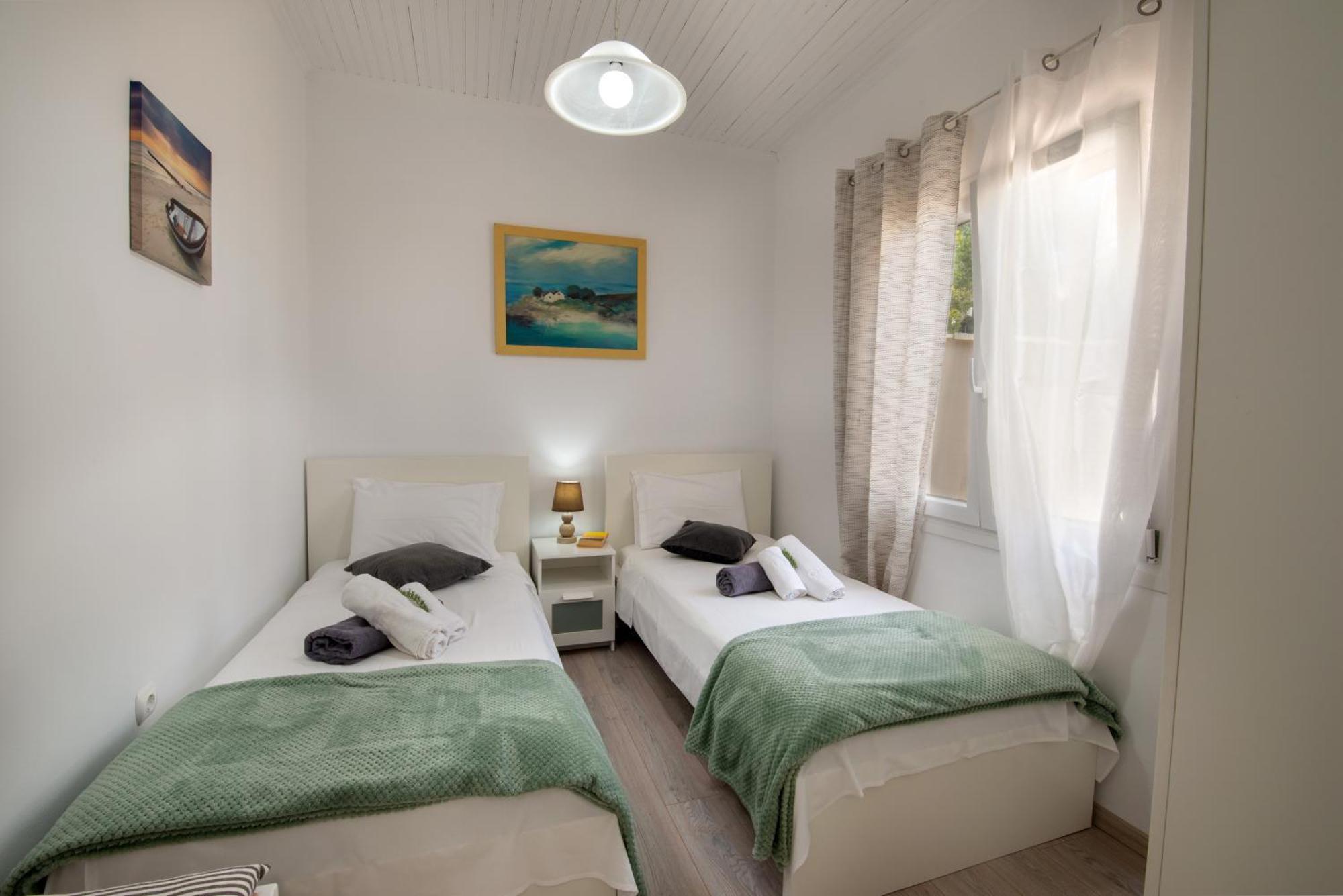 Loggos Seaview Cottage With Private Pool By Konnect Longós Eksteriør billede